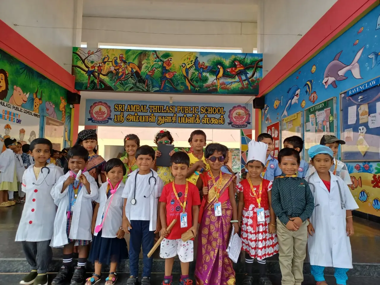  Community Helpers