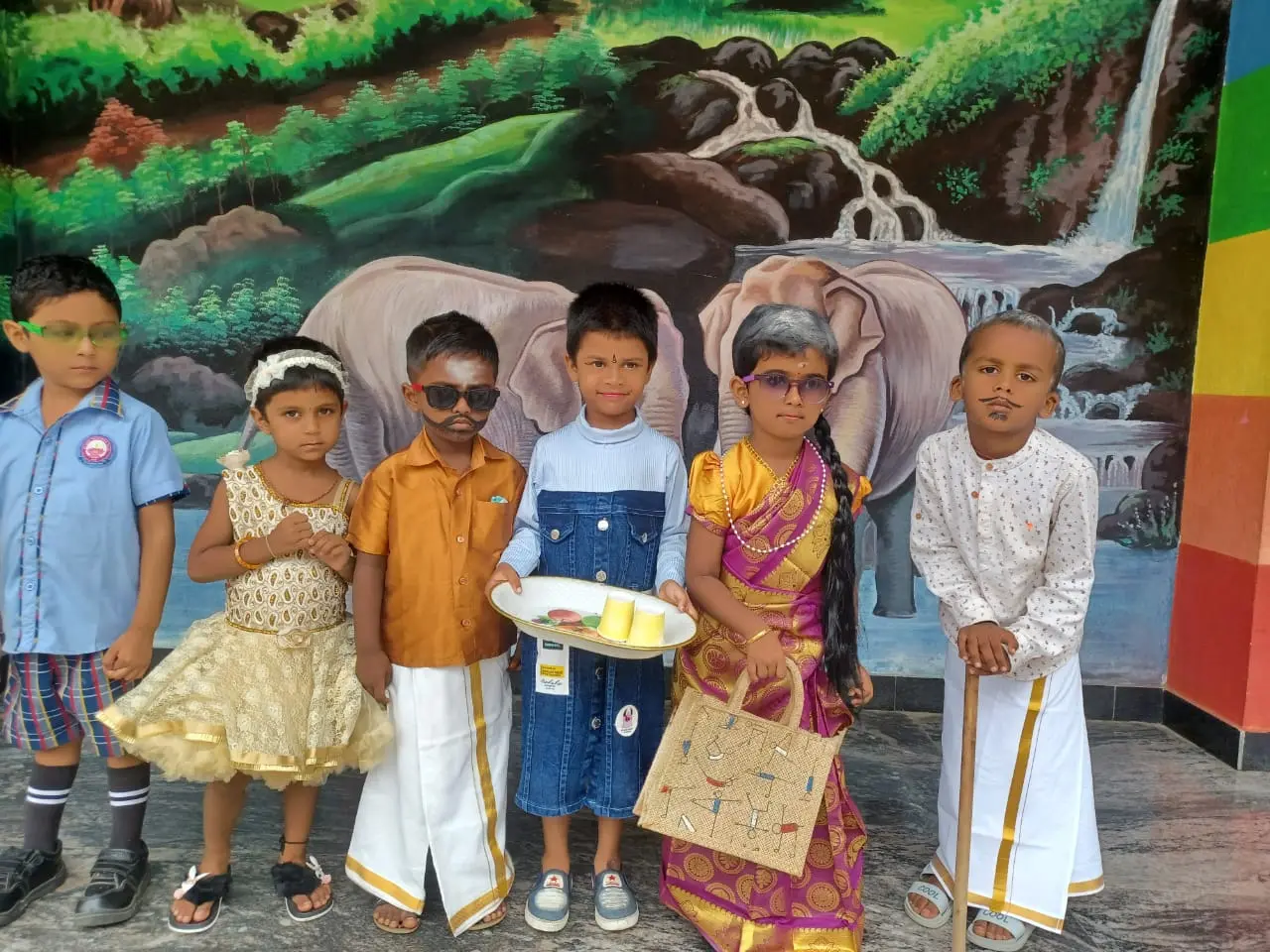 Theme Day: My Family
